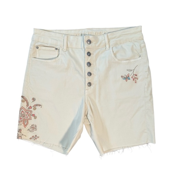 American Eagle Outfitters Pants - American Eagle floral embroidered cream denim cut off shorts size 14 high rise